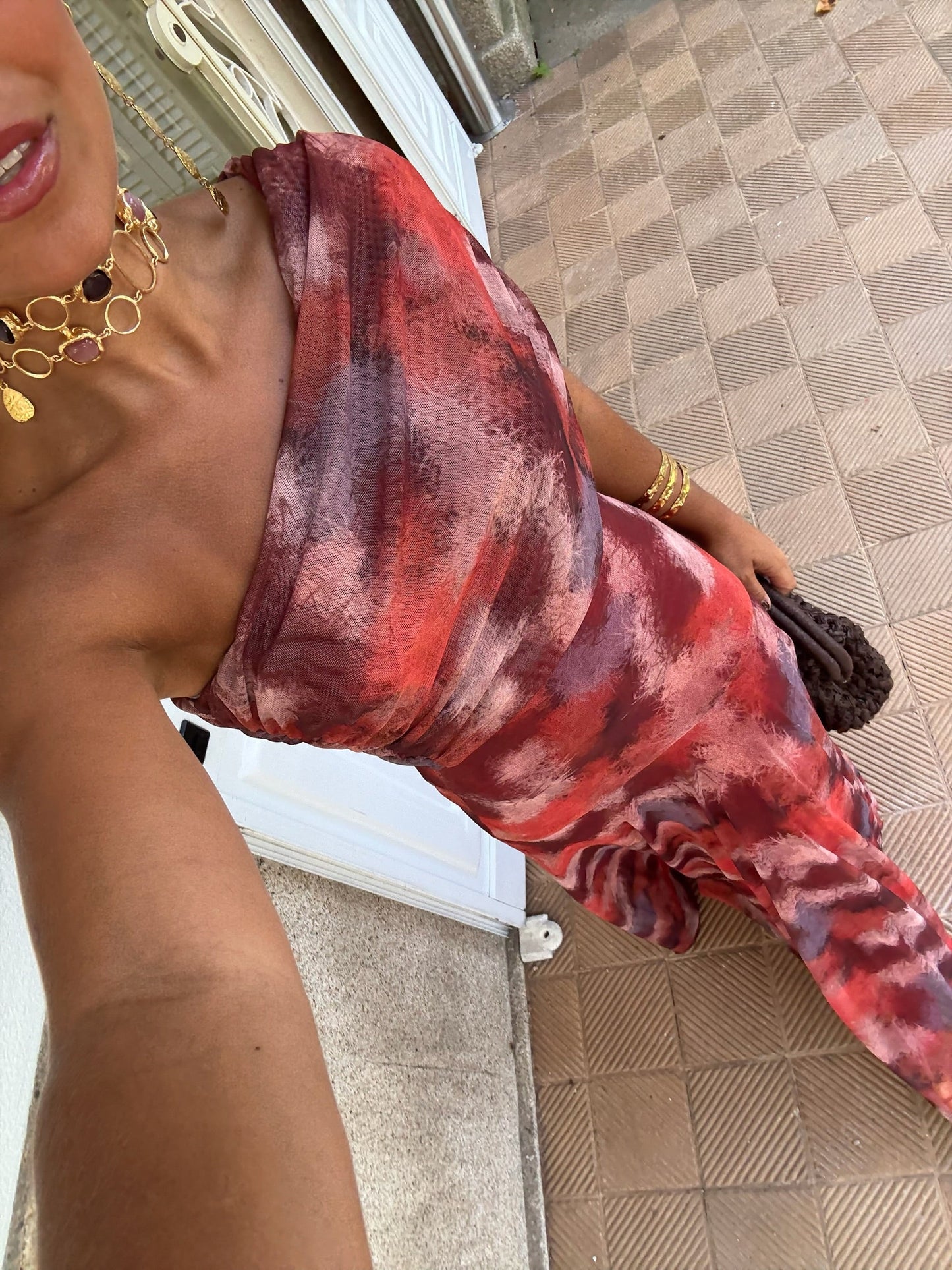 Carlota |Vestido fluido estampado rojo tierra