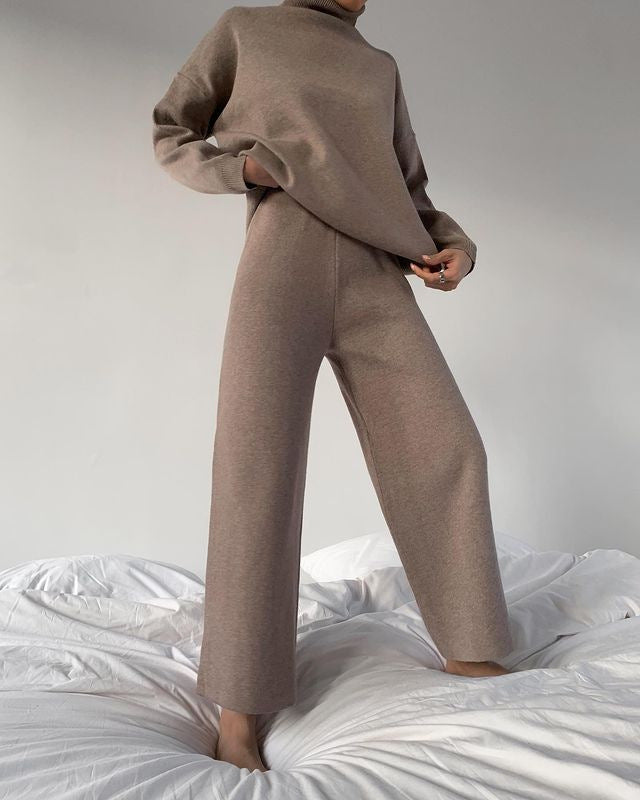 MARA| CONJUNTO PUNTO LISO CASUAL HOLGADO
