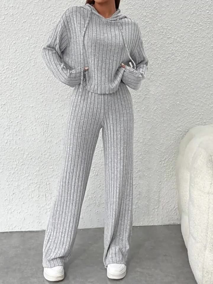 ARI | CONJUNTO CON CAPUCHA RAYAS