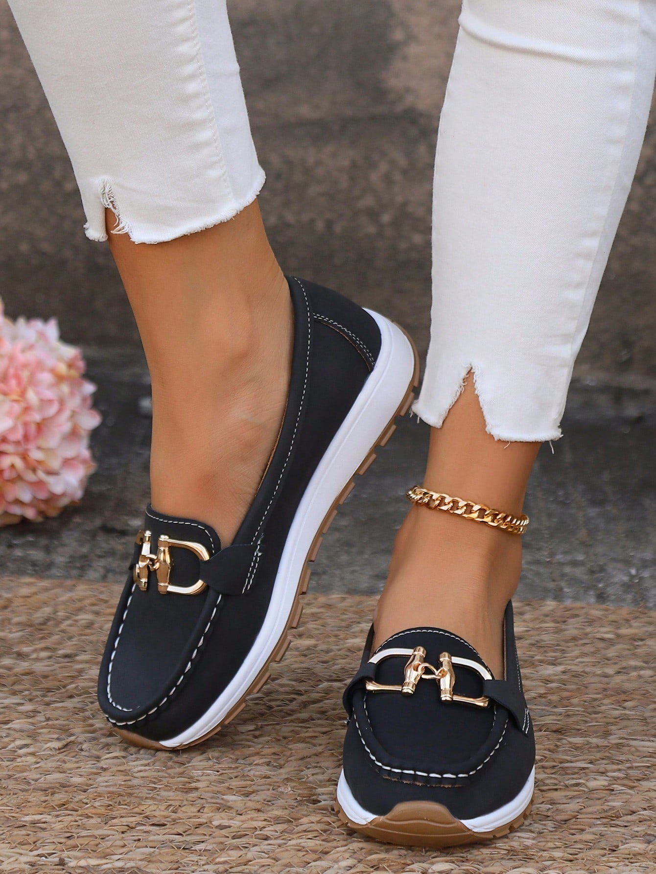 Ellie| Zapatos planos con hebilla