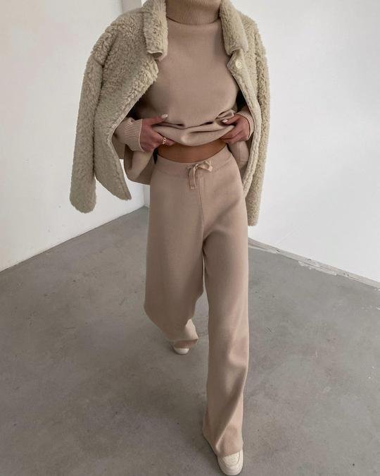 MARA| CONJUNTO PUNTO LISO CASUAL HOLGADO