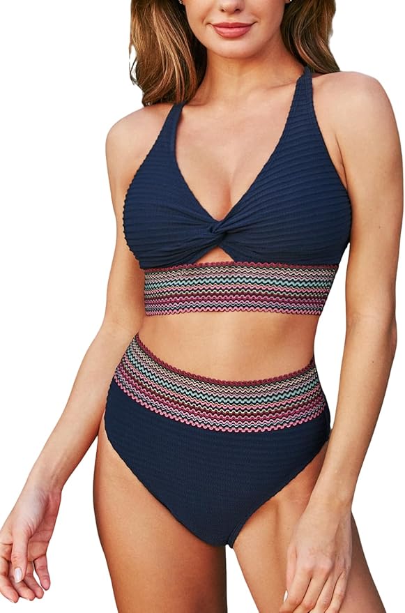 VALERA | Tu elegante bikini para disimular la barriga
