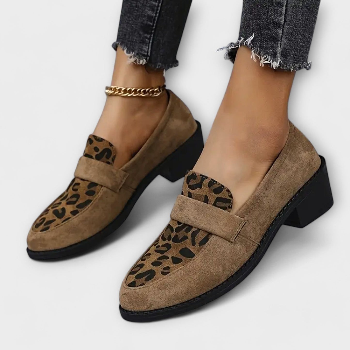 NALA| Zapatos femeninos elegantes com padrão de leopardo