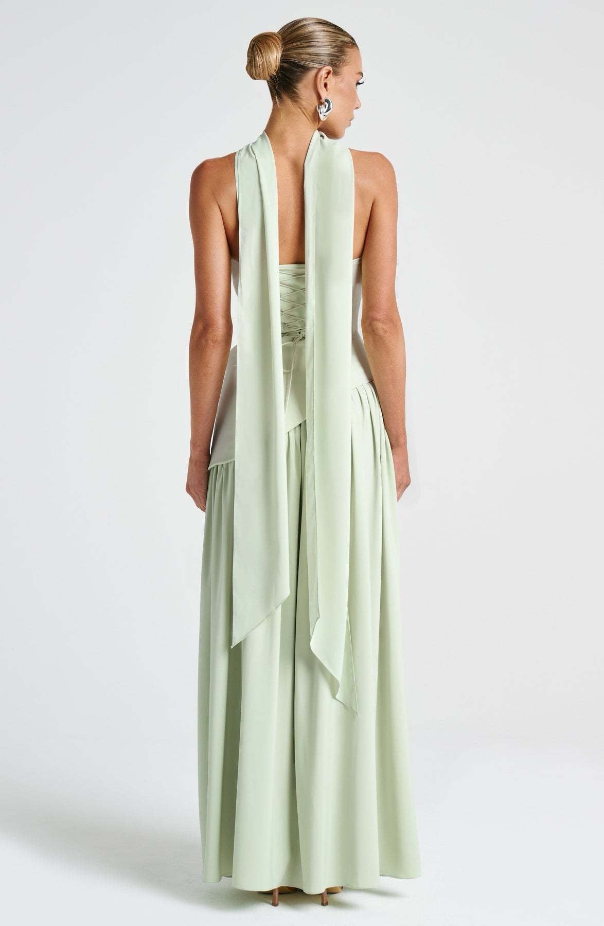 Beatriz |Vestido largo con corte sofisticado