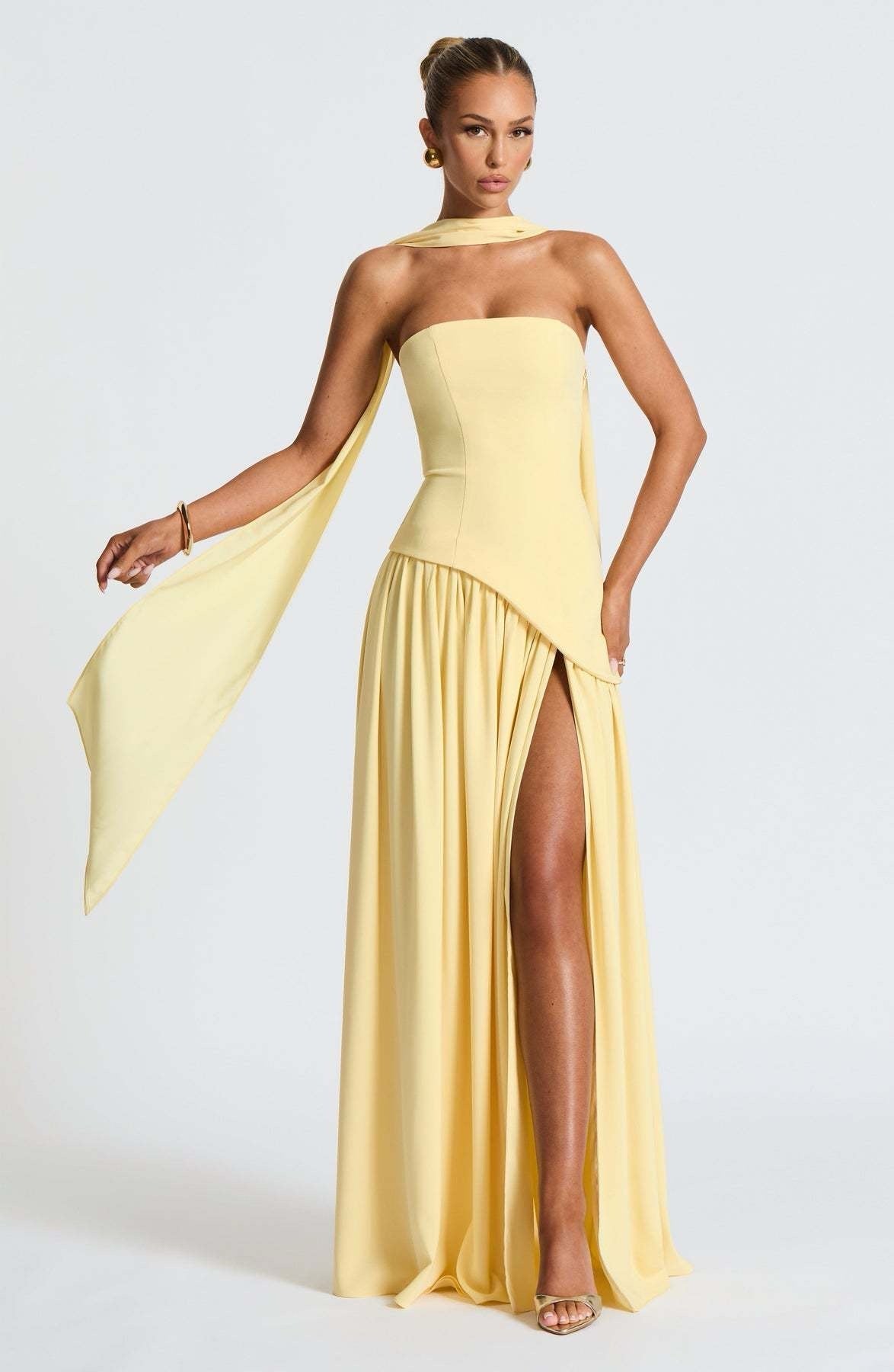 Beatriz |Vestido largo con corte sofisticado