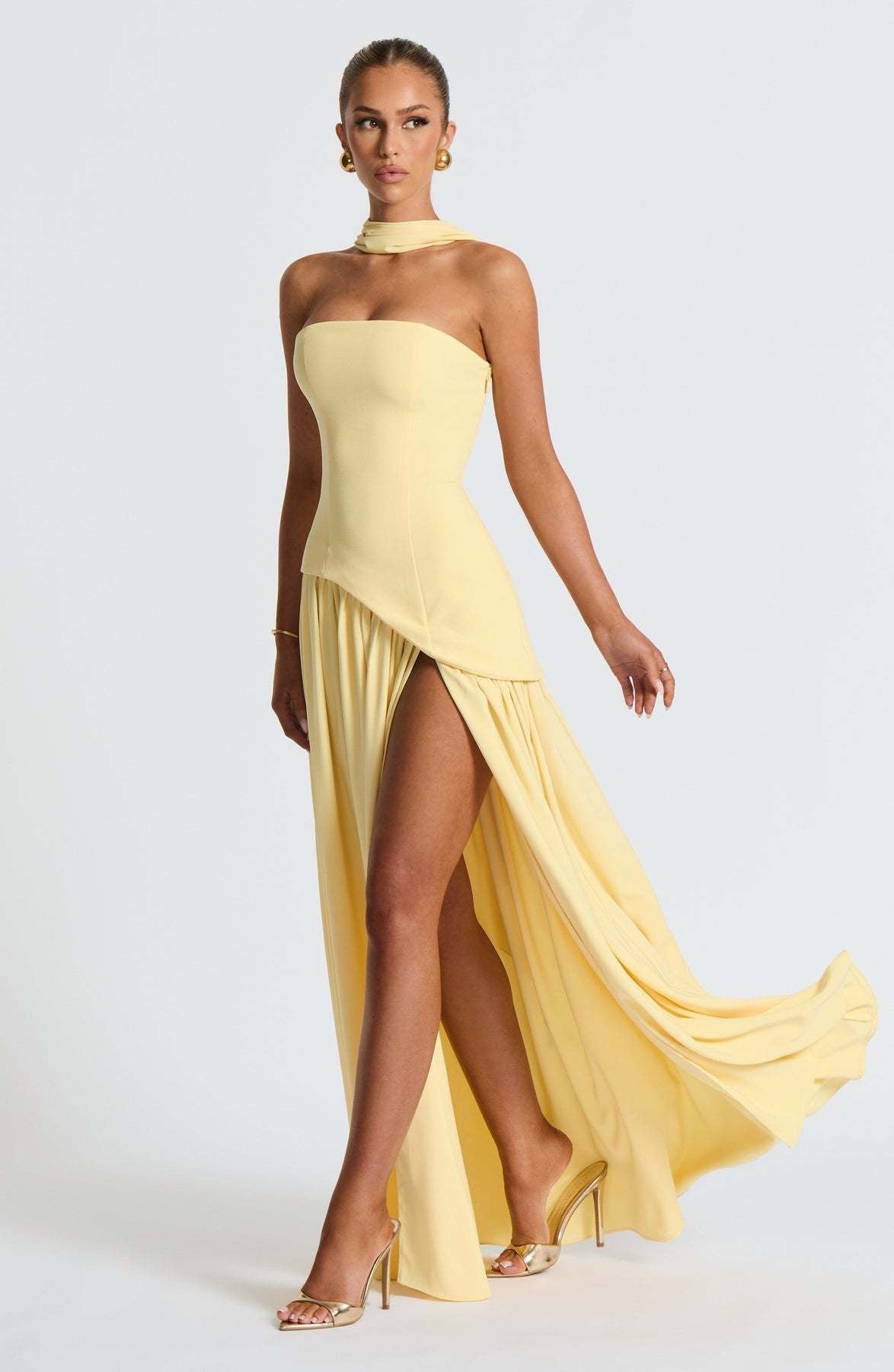 Beatriz |Vestido largo con corte sofisticado