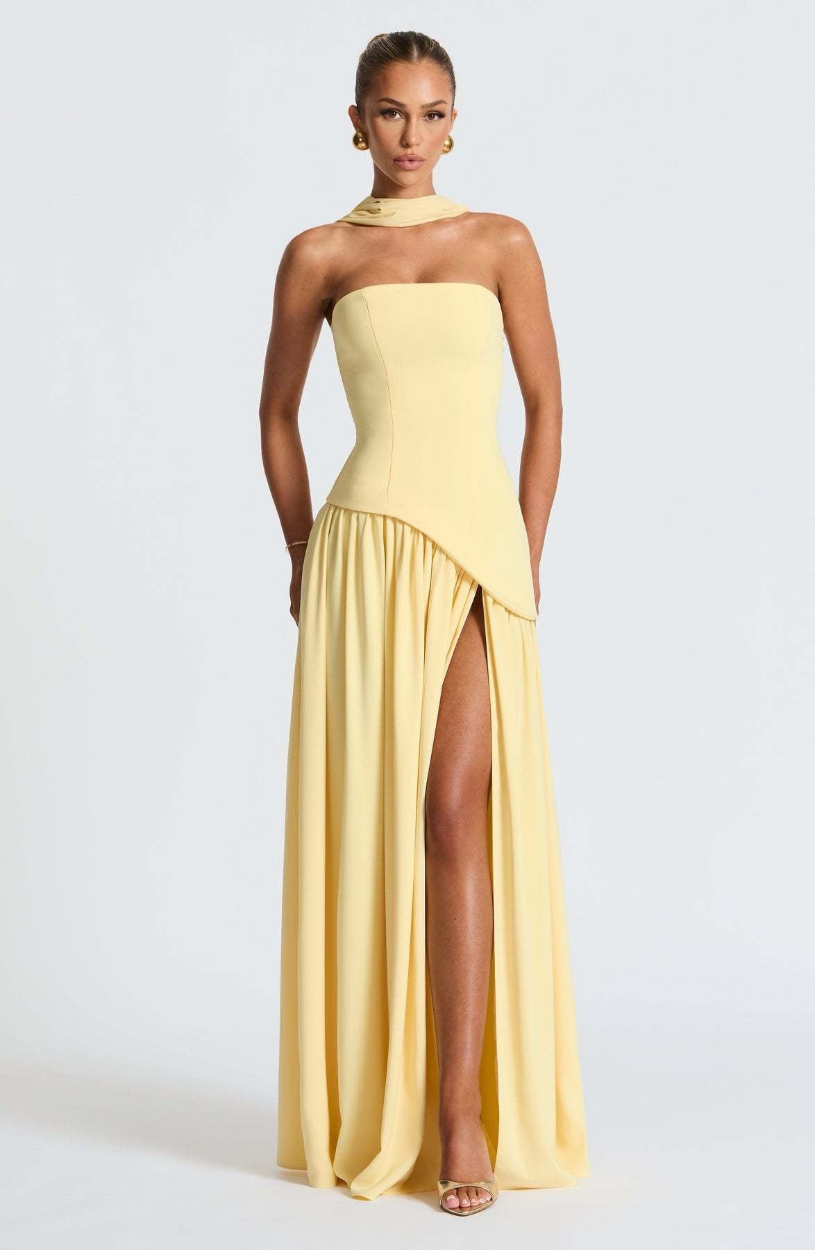 Beatriz |Vestido largo con corte sofisticado