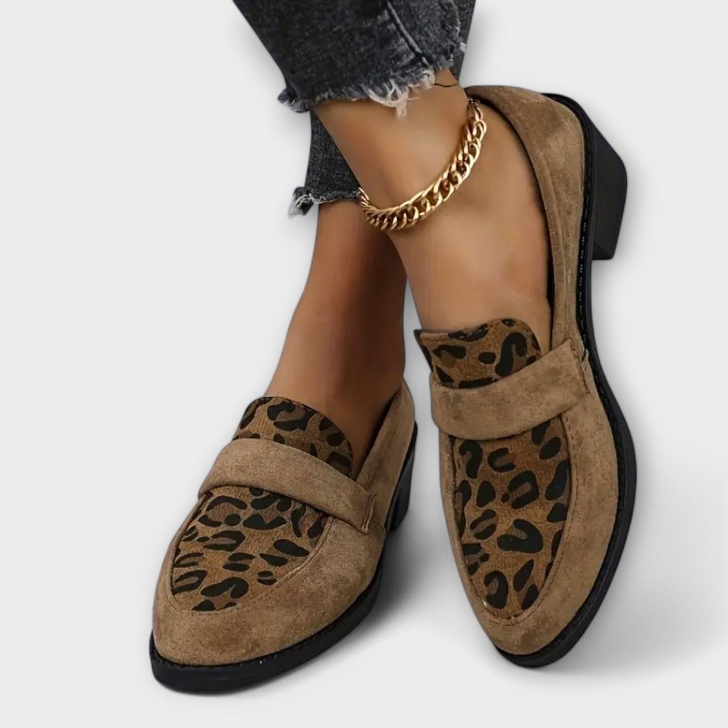 NALA| Zapatos femeninos elegantes com padrão de leopardo