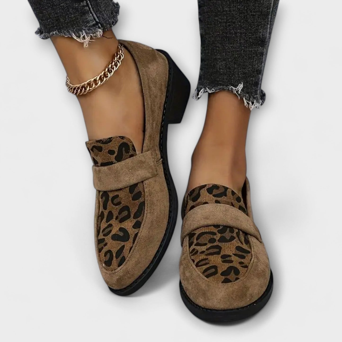 NALA| Zapatos femeninos elegantes com padrão de leopardo